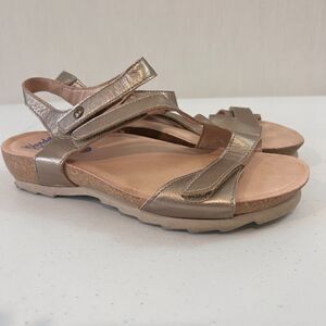 Wanda Panda Tamina Sandals Gold Metallic Adjustable Straps Women's 38 US 7 - 7.5